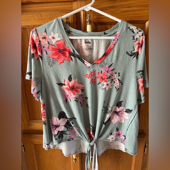 EVRI Women's Floral Tie-Front Top - Green 0X - Picture 1 of 5